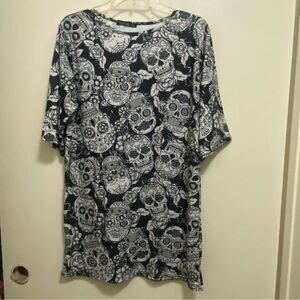 Boohoo Womens Skulls Skull Print  Mini Shirt Dress Size 8 40” Black & White Goth